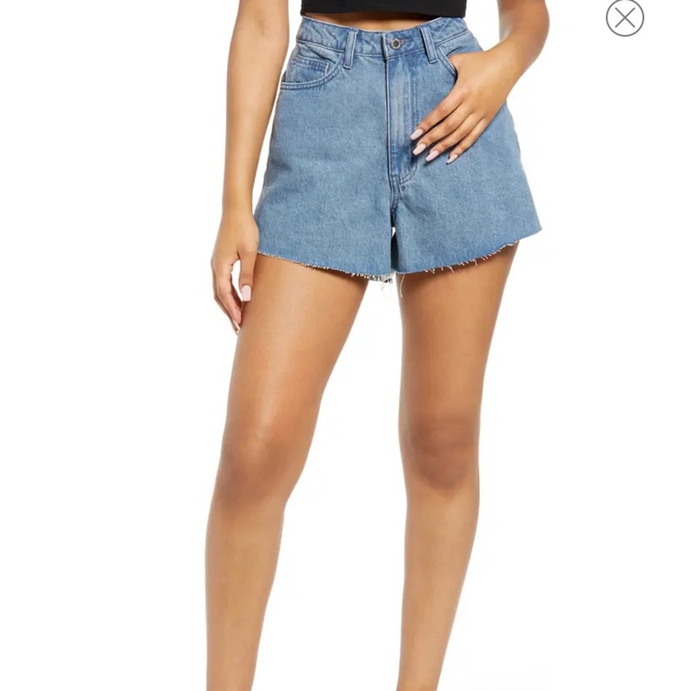 WE WORE WHAT The Boyfriend High Waist Cutoff Shorts